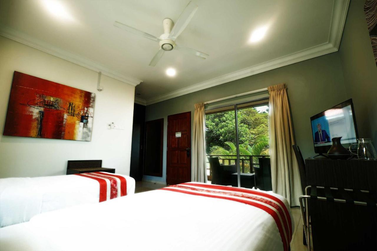 Tioman Dive Resort Kampong Ayer Batang Exterior foto