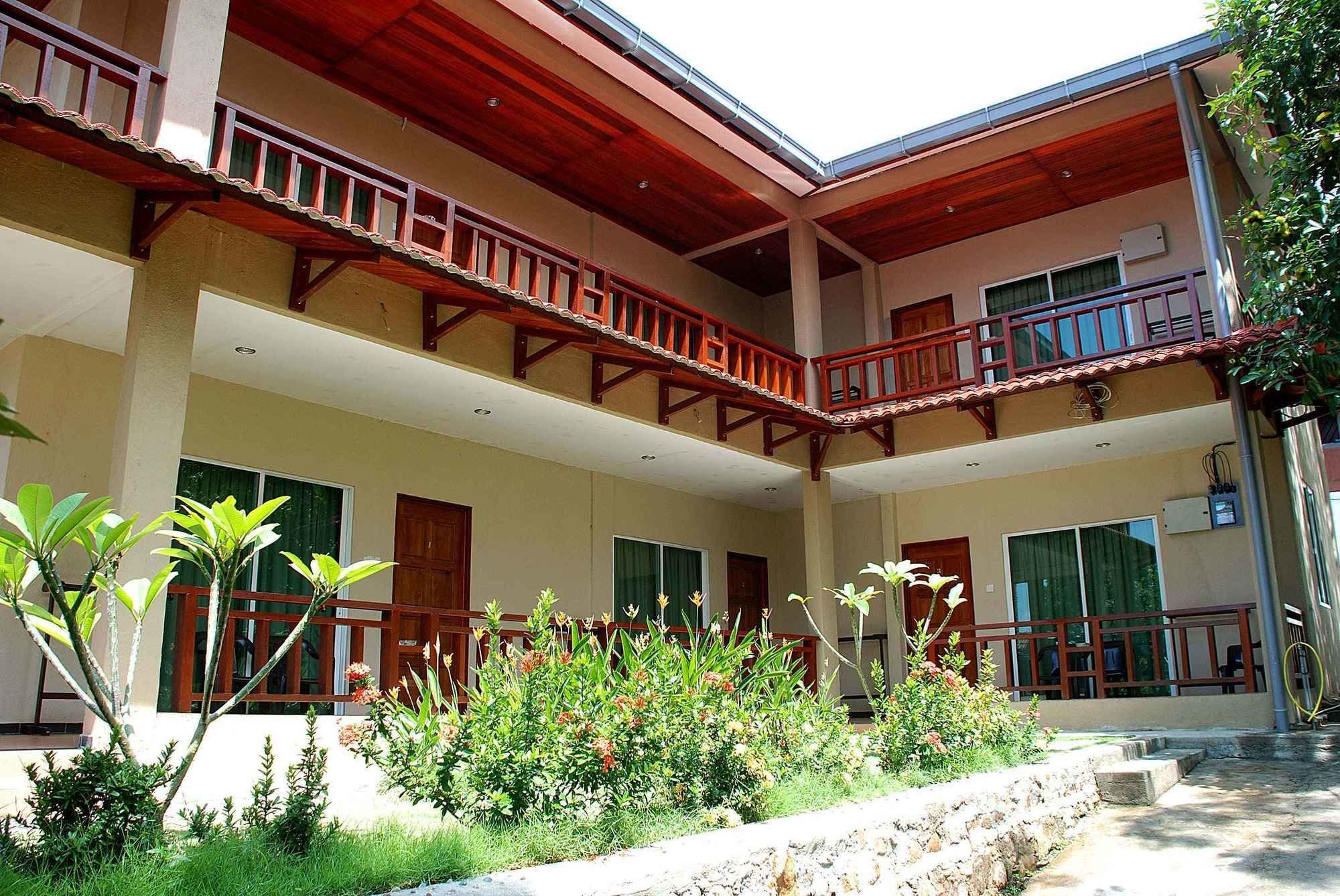 Tioman Dive Resort Kampong Ayer Batang Exterior foto